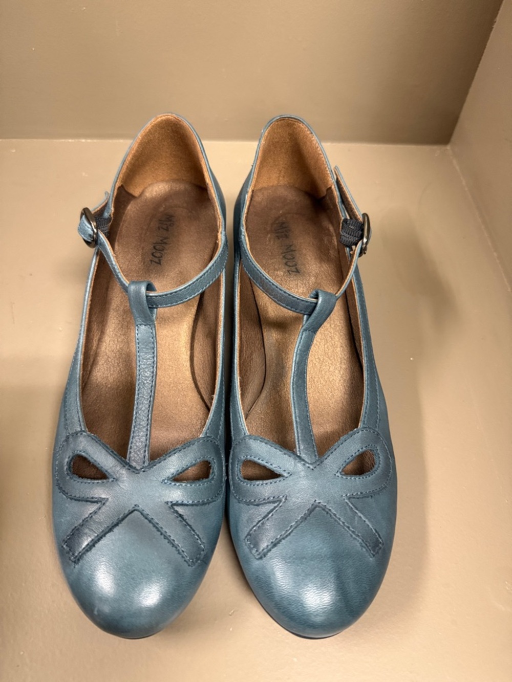 Miz Mooz Teal Blue T-Strap Wedge Shoes - Picture 2 of 9